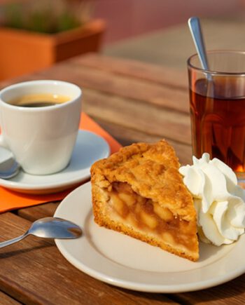 Koffie & Appeltaart Lunchbreak Food Order Drinken Eten Kayakverhuur DEK Blauwestad Oldambtmeer